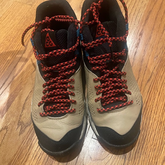 Nike ACG Okhwan II Outdoor Sneakers | Men’s Size 7 (US) | Great Condition - Picture 5 of 12